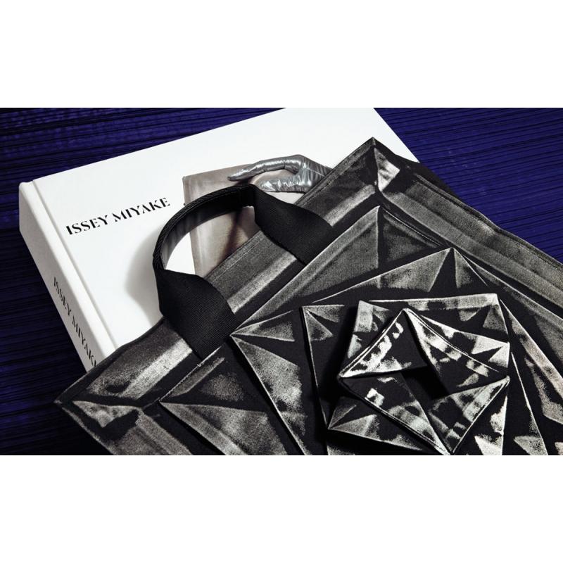 Issey Miyake Taschen