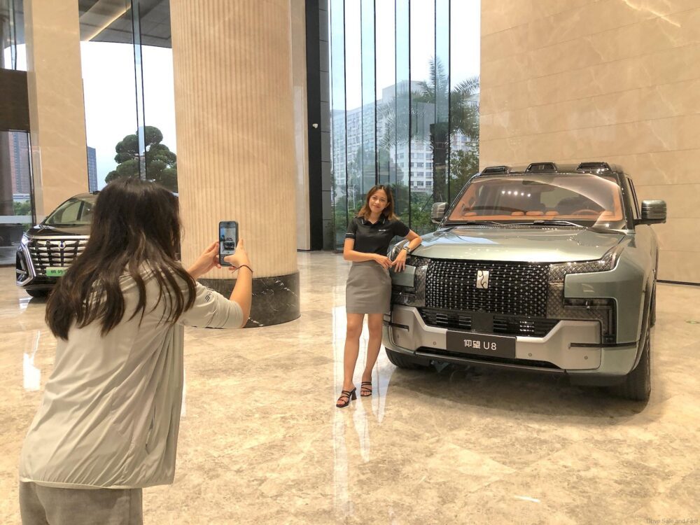 Čínske luxusné auto